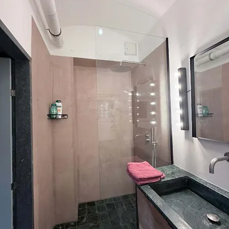 Lilly's Calm Souterrain With Garden Apartment Graz