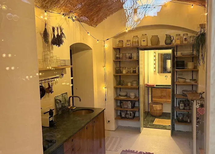 Lilly's Calm Souterrain With Garden * Graz