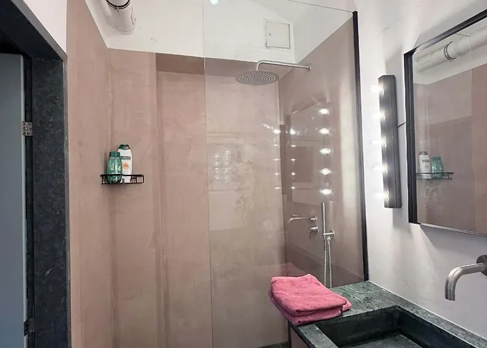 Lilly's Calm Souterrain With Garden Апартаменти Грац